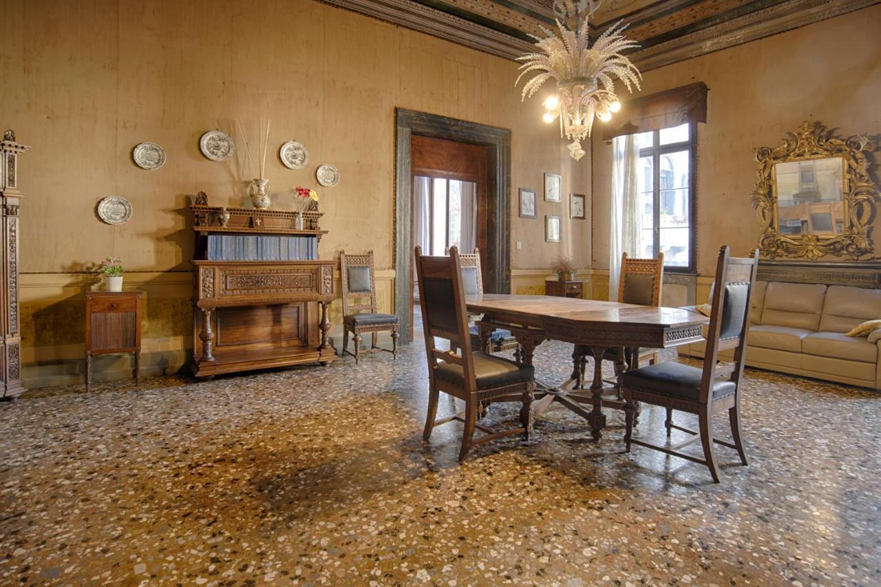 Vintage Venice Apartment Exterior foto